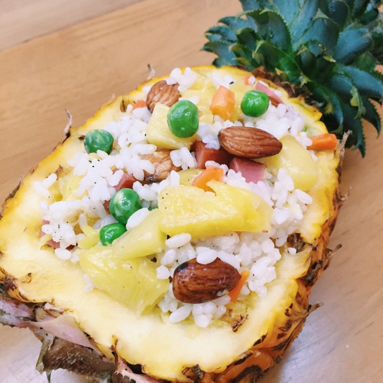 菠萝炒饭