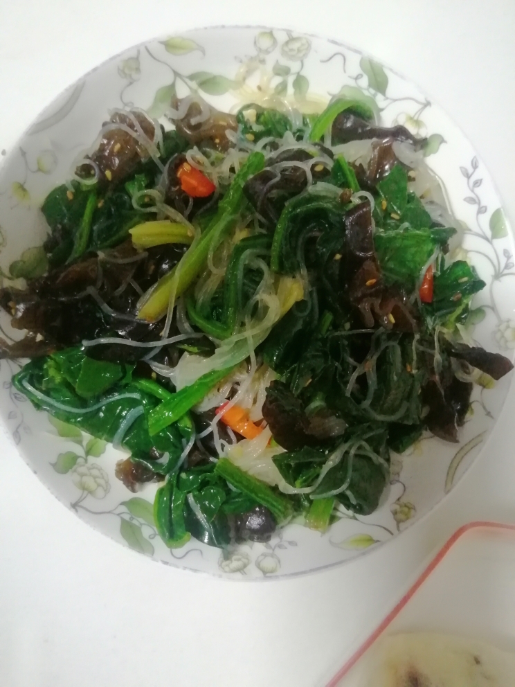 万能凉拌菜料汁（凉拌菠菜粉丝）