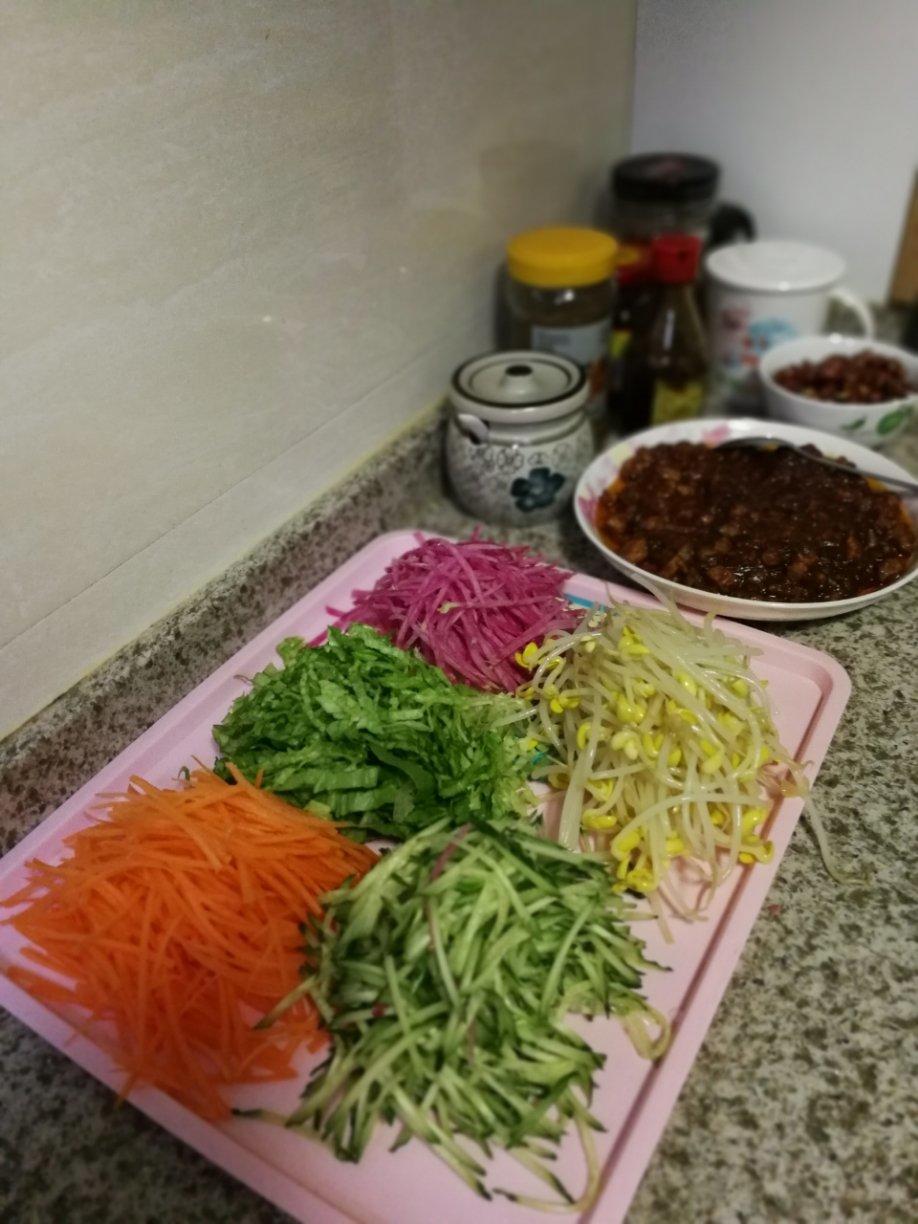 正宗老北京炸酱面