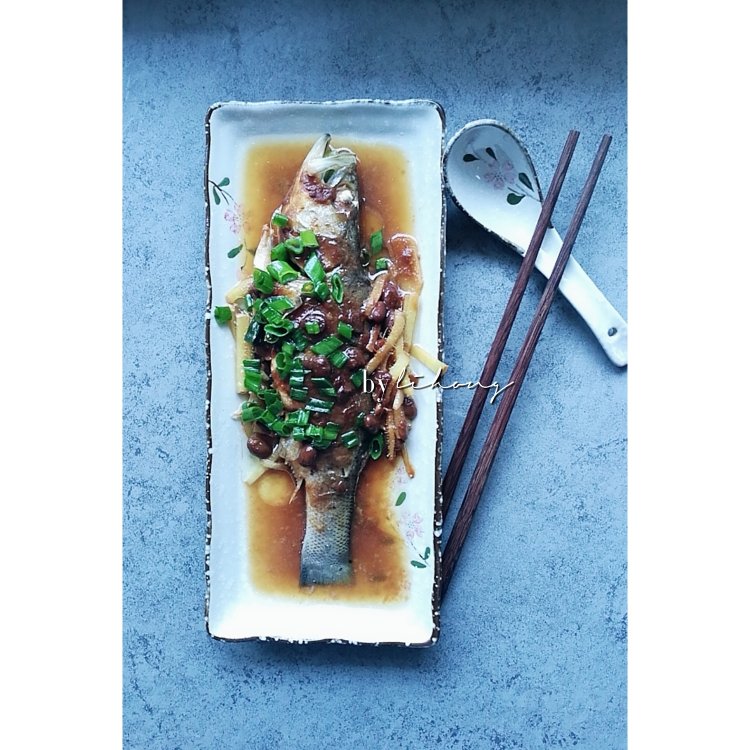 黄豆酱蒸鱼——简单又好味