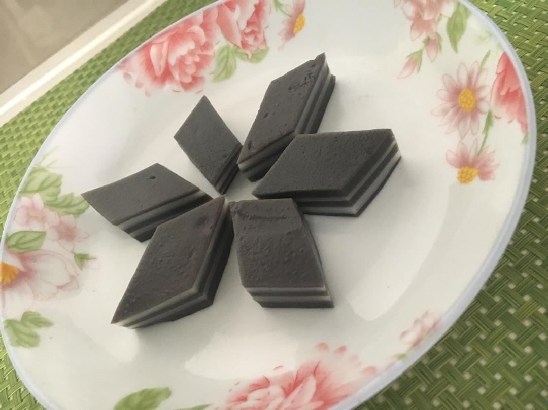 夏日清爽小点心：红糖椰汁千层马蹄糕