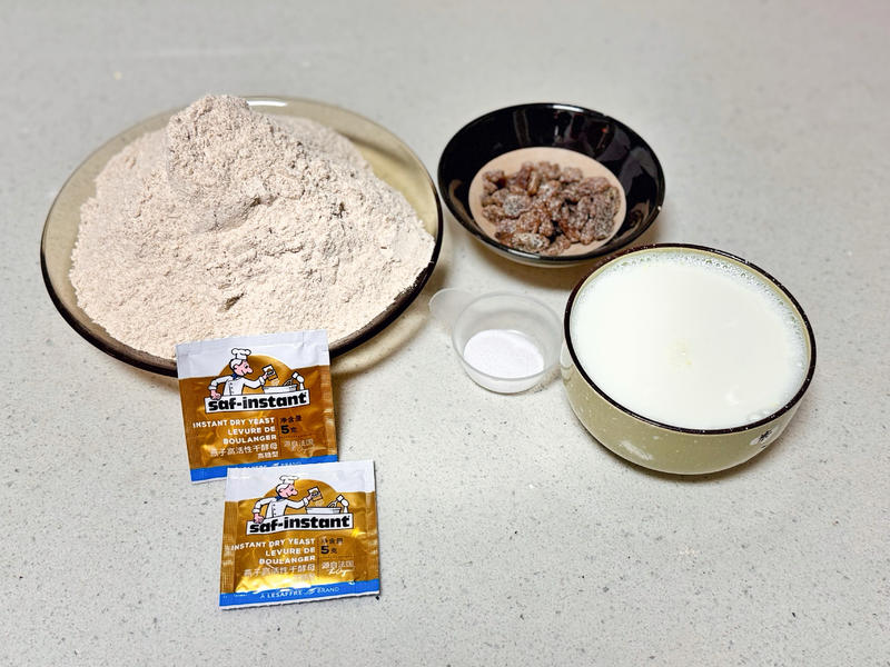 纯奶手撕吐司的做法 步骤1