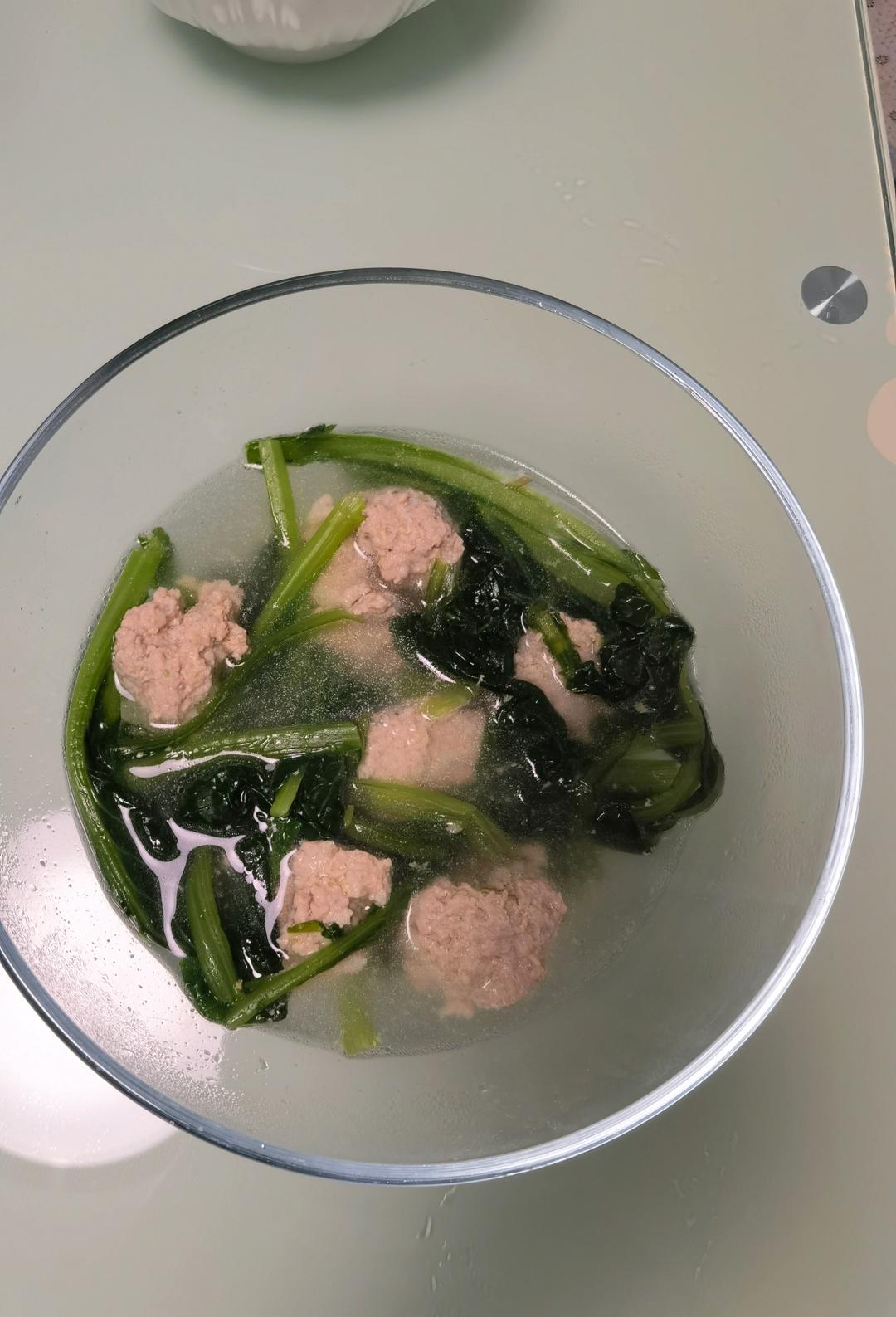 小白菜丸子汤