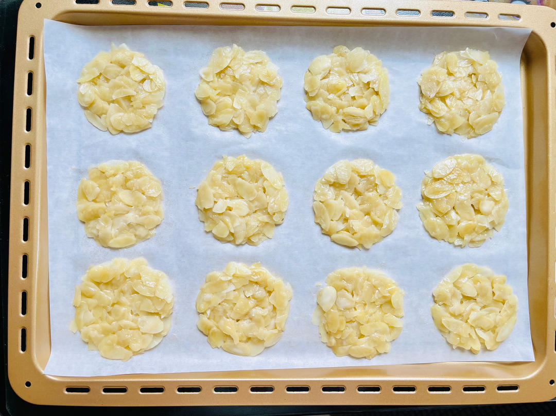 大圣麻麻滴-杏仁瓦片