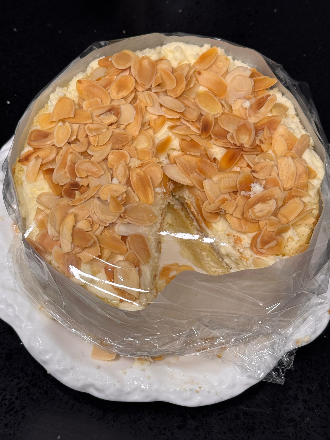 杏仁咸奶油蛋糕