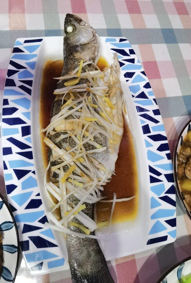 清蒸鲈鱼