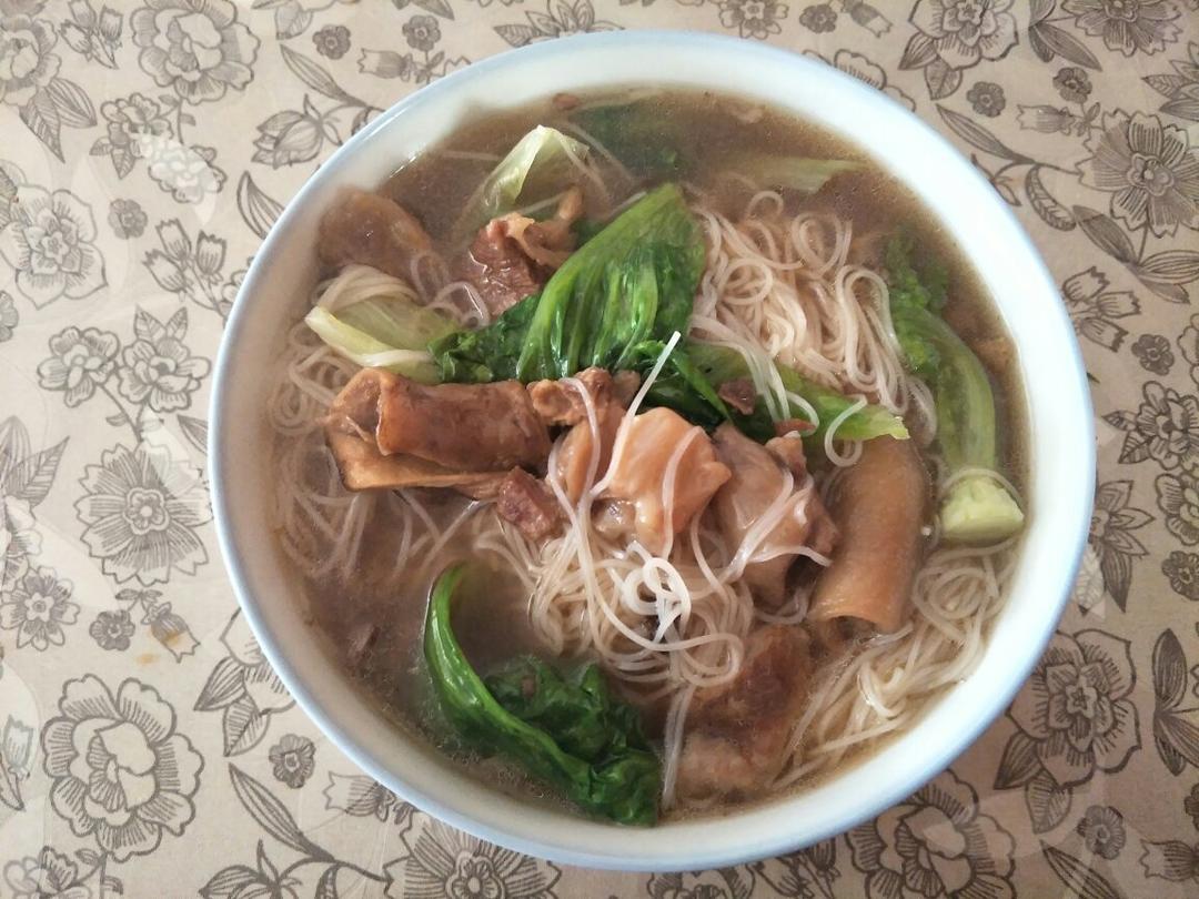 牛腩米线