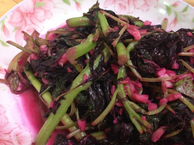蒜茸炒红苋菜