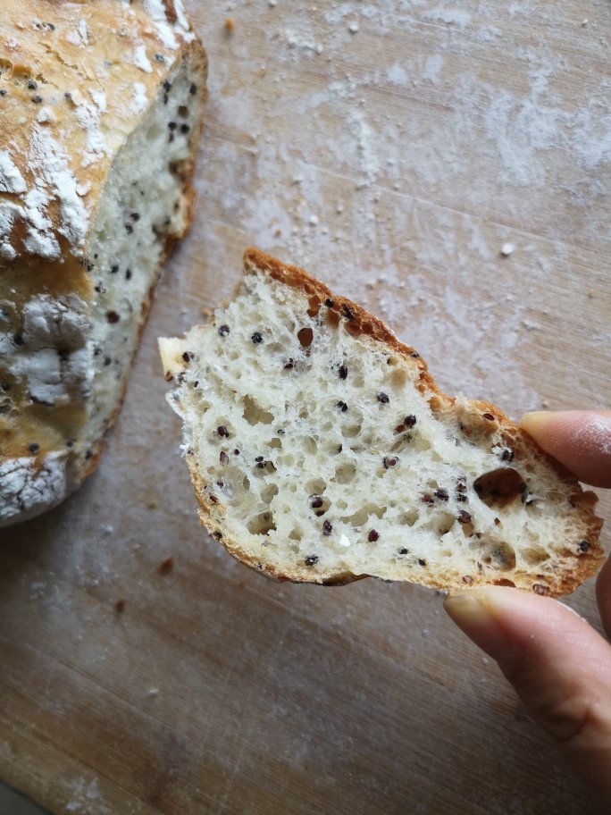 90%液体免揉藜麦乡村面包 铸铁锅+家用烤箱