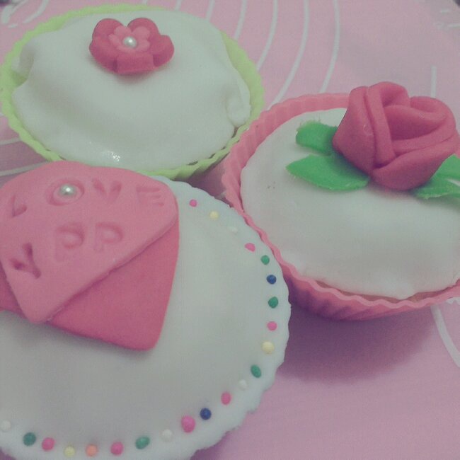 巧克力翻糖纸杯蛋糕cupcake