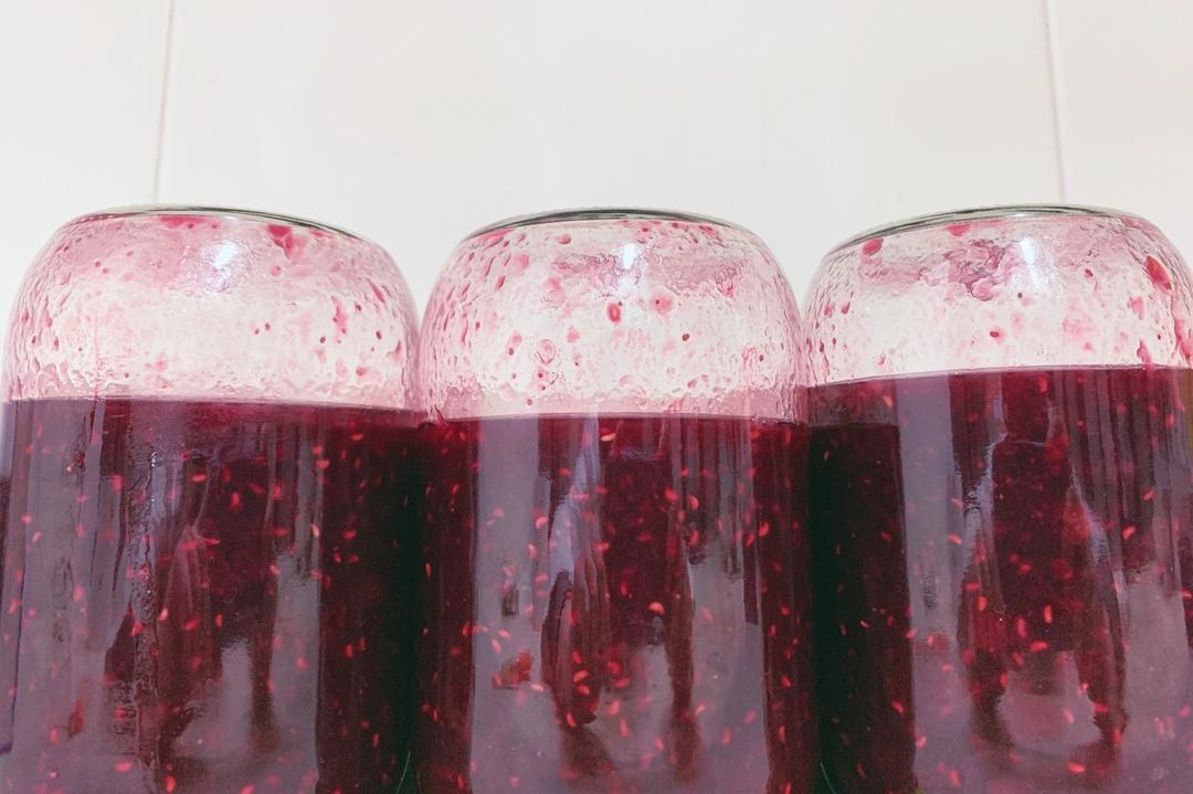 《Tinrry下午茶》番外篇-满满果肉的草莓果酱