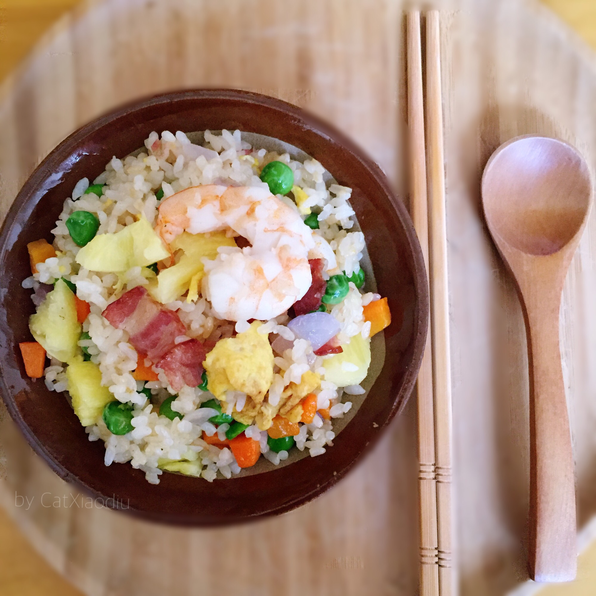 虾仁菠萝炒饭