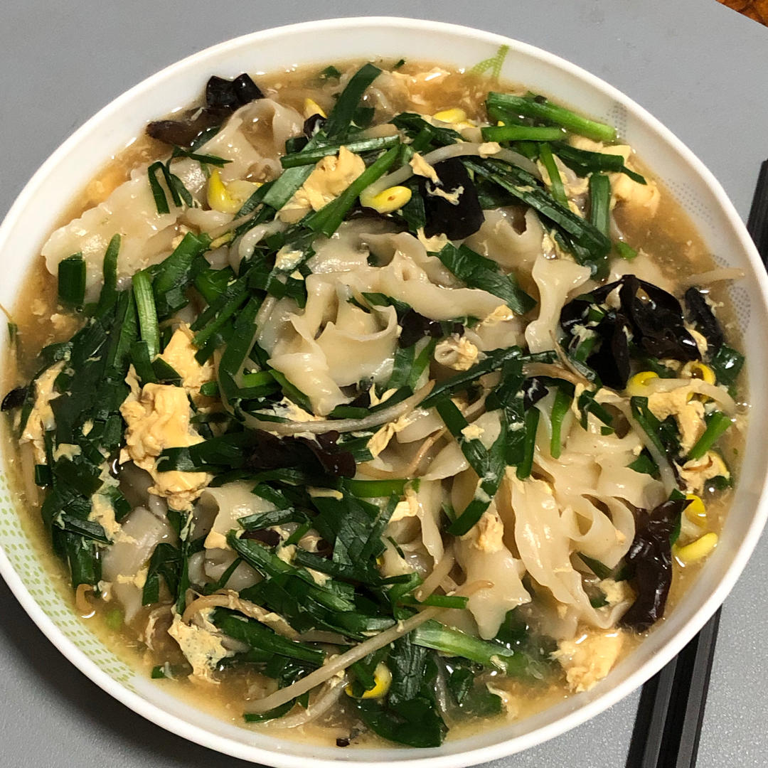 韭菜鸡蛋打卤汤面