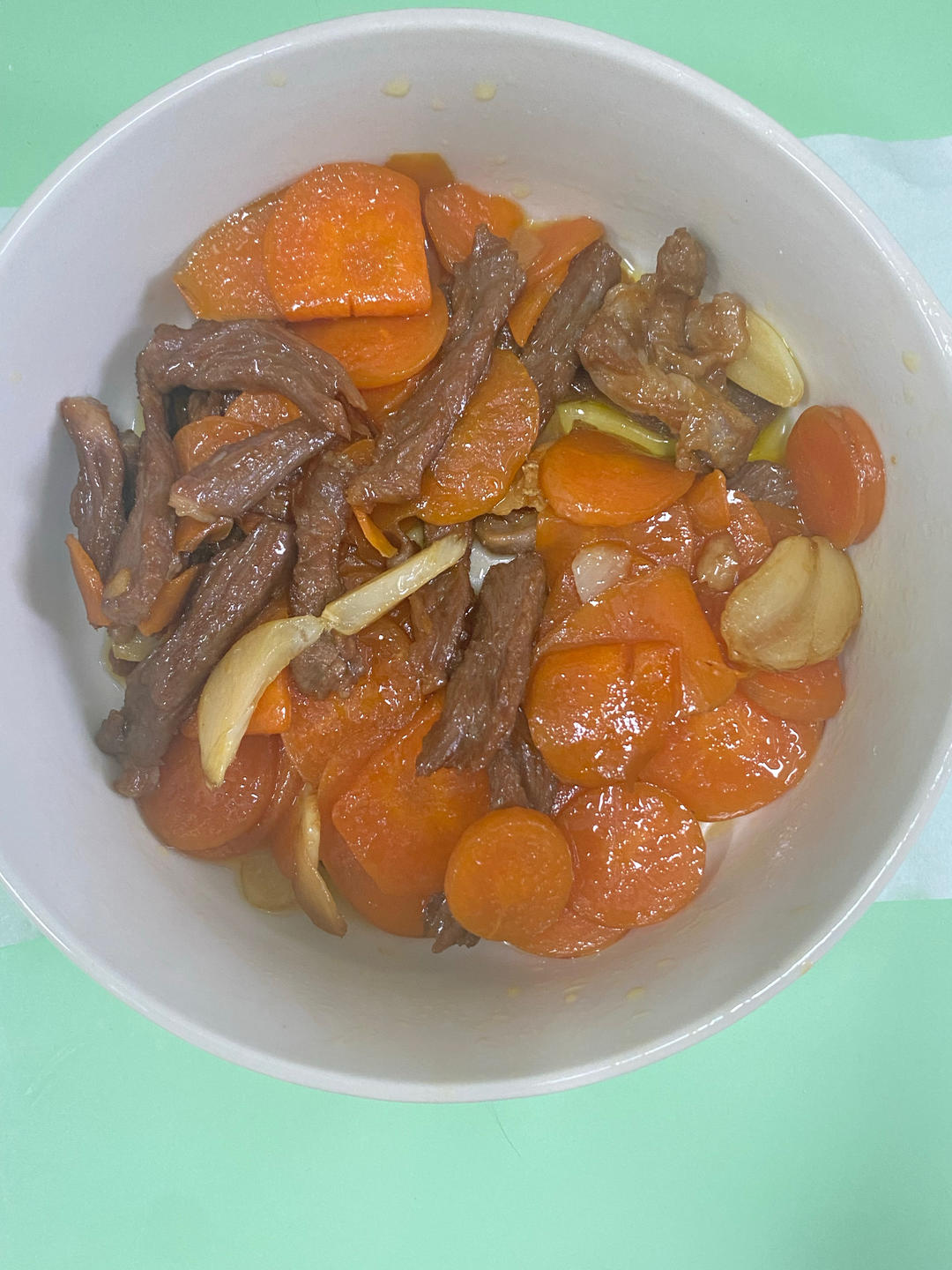 胡萝卜炒嫩牛肉