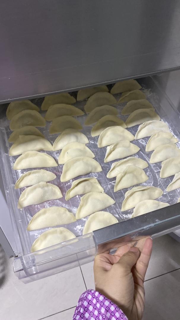 手工揉面三分钟，又韧又薄又好包的饺子皮