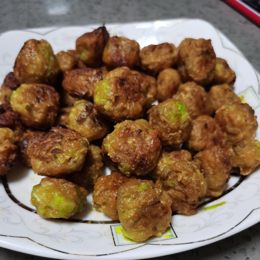香炸萝卜丸子（外皮酥脆）