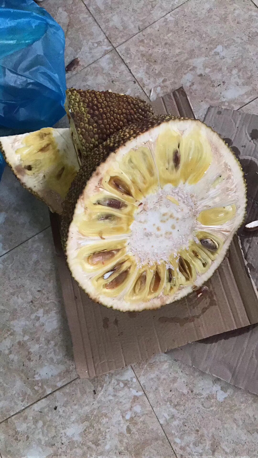 快速除菠萝蜜的粘手的做法