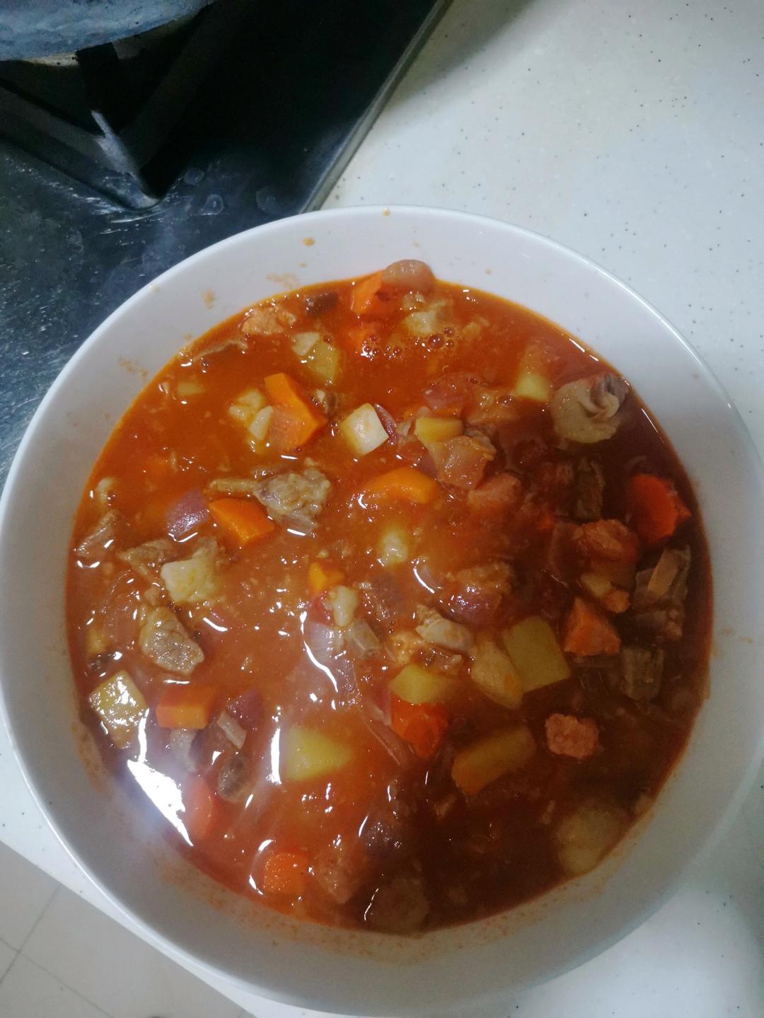 一份适合夏天喝的酸酸的罗宋汤，超级正宗的做法