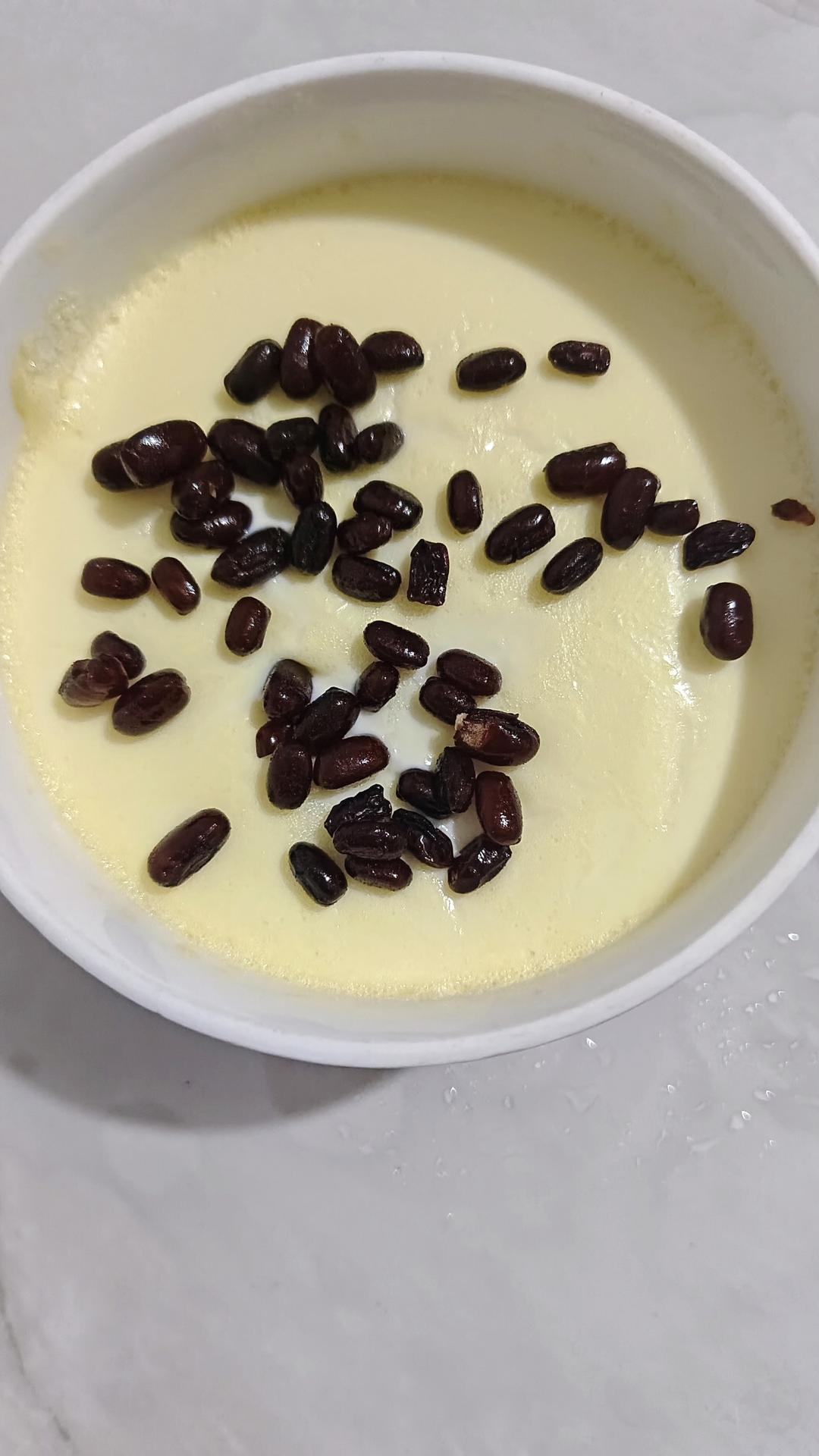 双皮奶（科学方子：淡奶油兑牛奶以假乱真乳脂达到8%的水牛奶，在家轻松做出正宗顺德味儿）