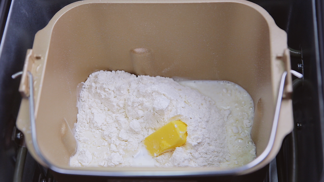 纯奶手撕吐司的做法 步骤1