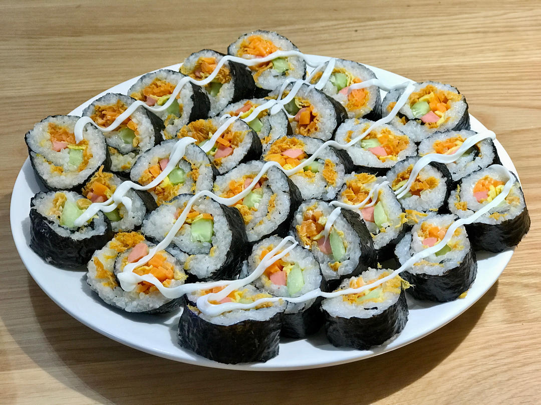 十分钟快手早午餐-紫菜包饭&寿司卷，简单易学哦！