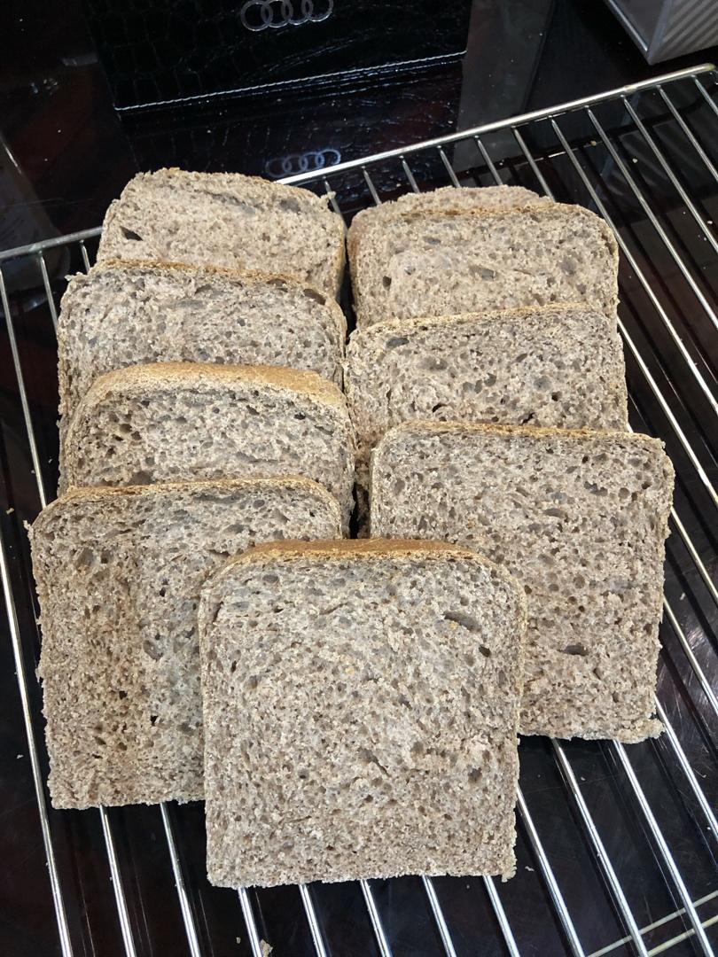 低糖无油黑麦全麦吐司