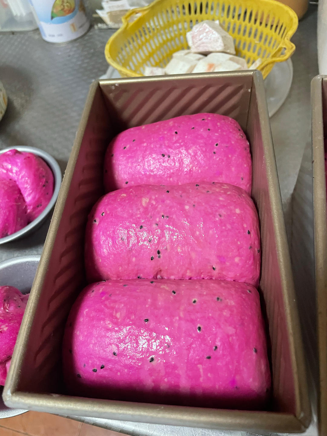 超级柔软的波兰种火龙果吐司