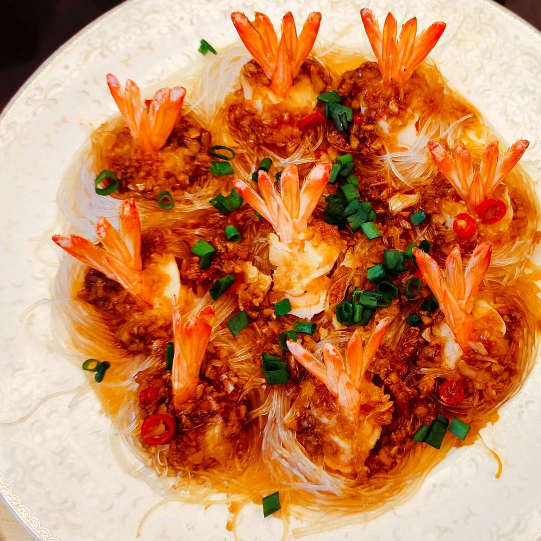 年夜菜之腰缠万贯~蒜蓉粉丝蒸虾尾