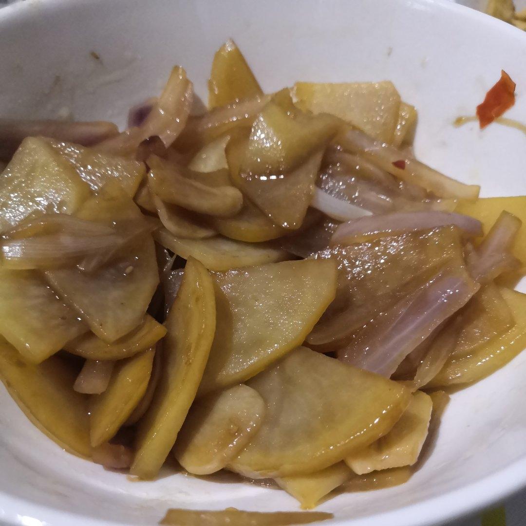 洋葱炒土豆片