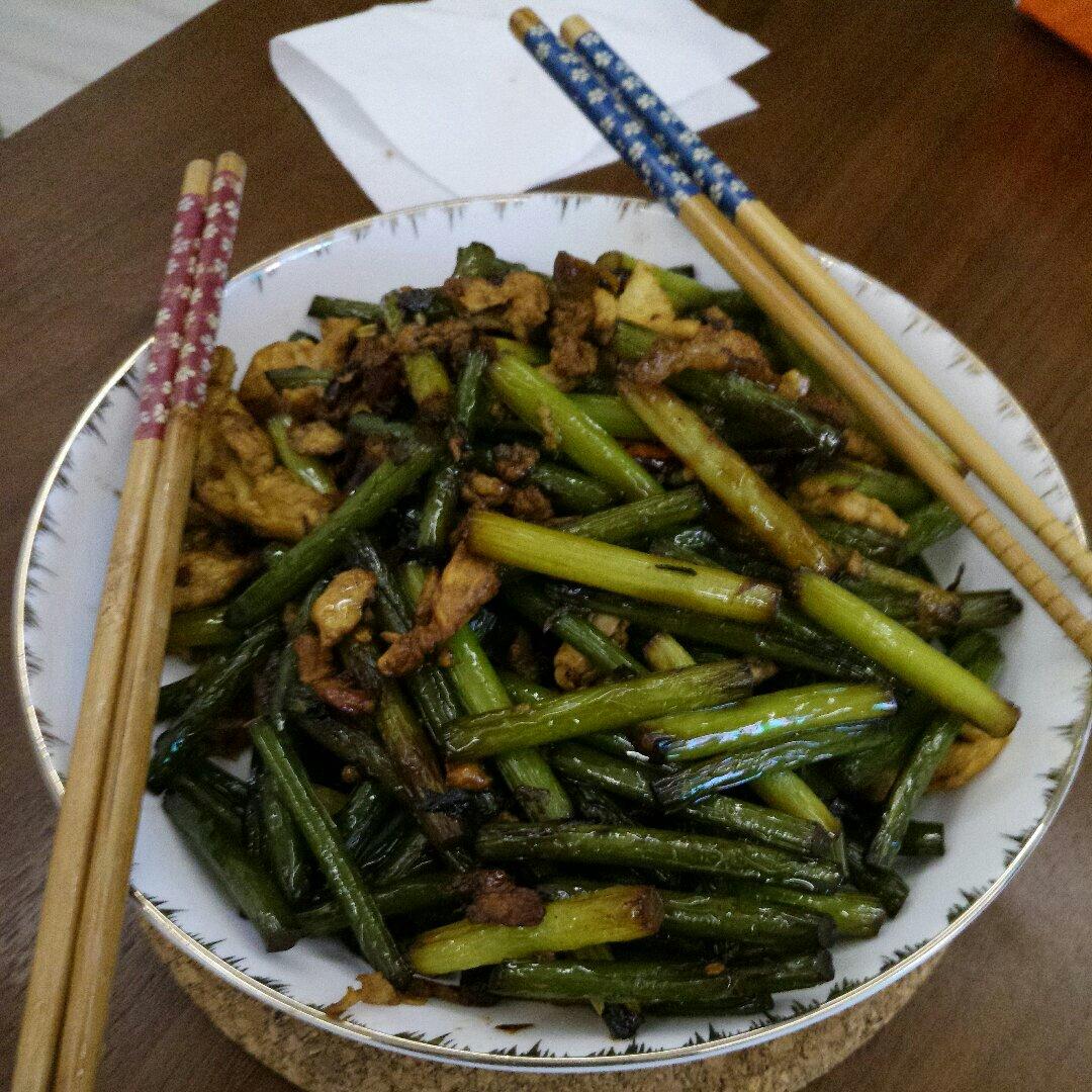蒜薹炒鸡蛋