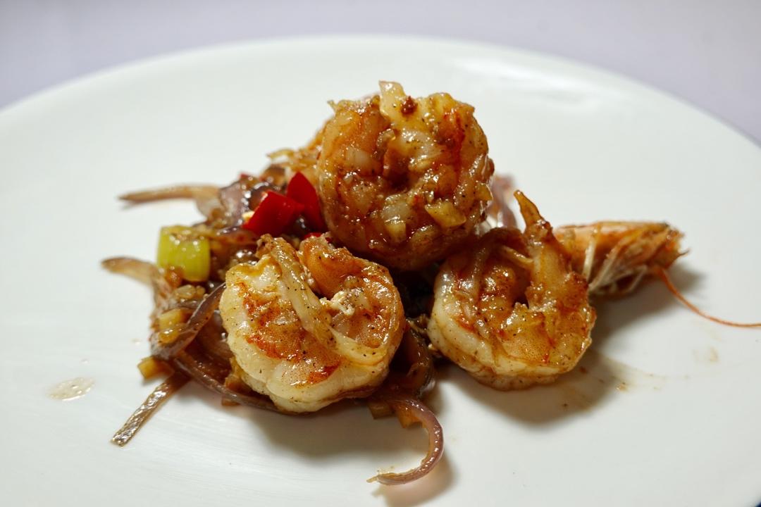 黄油蒜蓉煎大虾