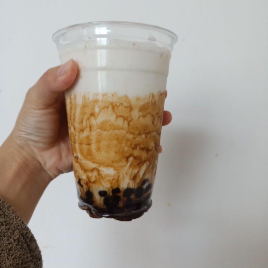 黑糖珍珠鲜奶-在家喝鹿角巷