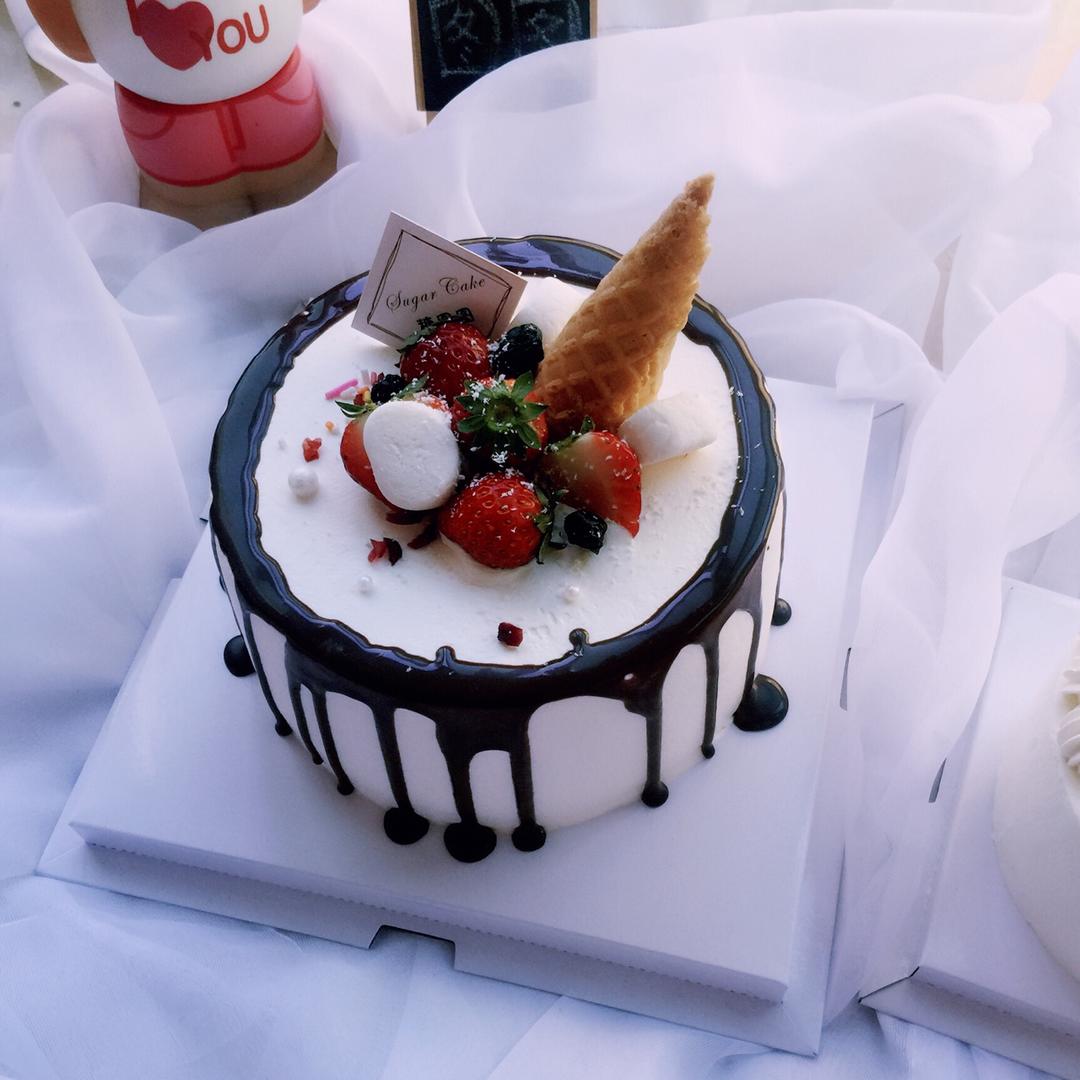 淋面蛋糕（不是最全面但尽可能做到最详细，图片不断更新，也加了很多不是淋面但很漂亮的款式供大家参考）