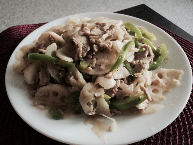 莲藕木耳炒肉片