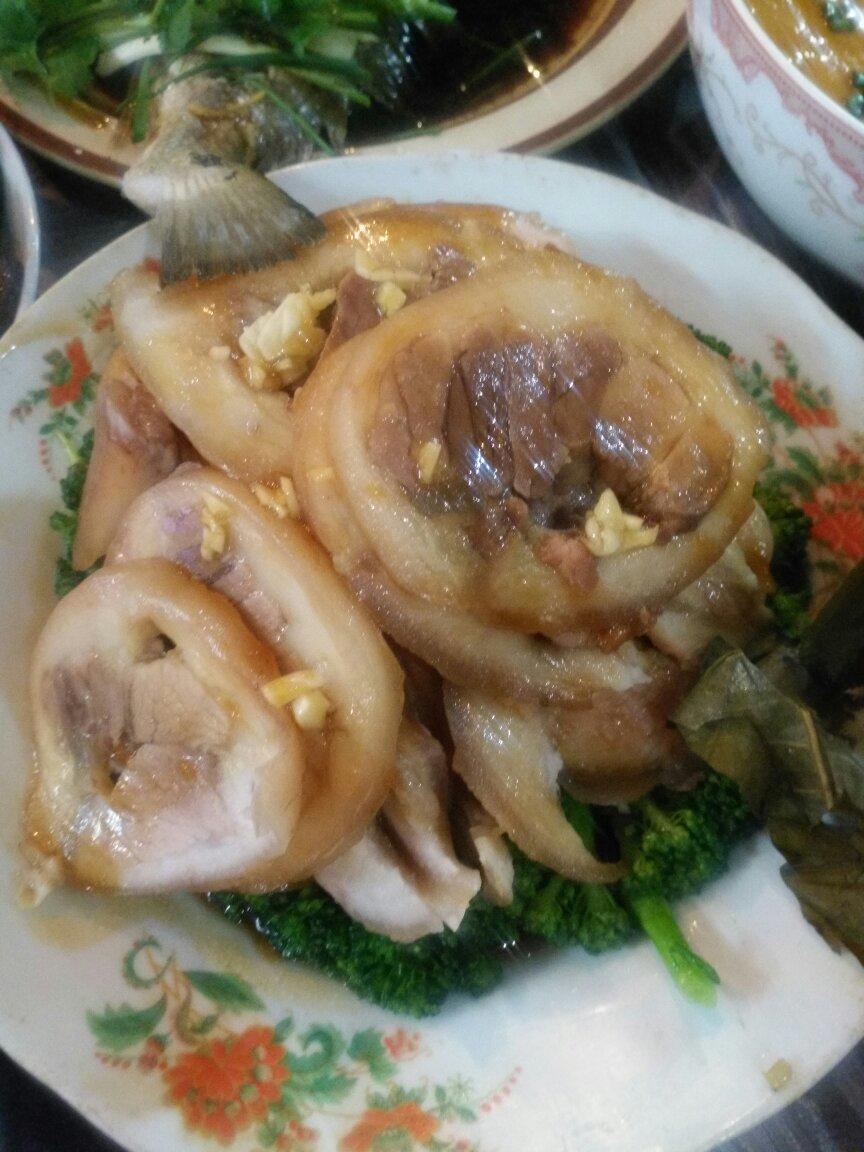 白切猪肘