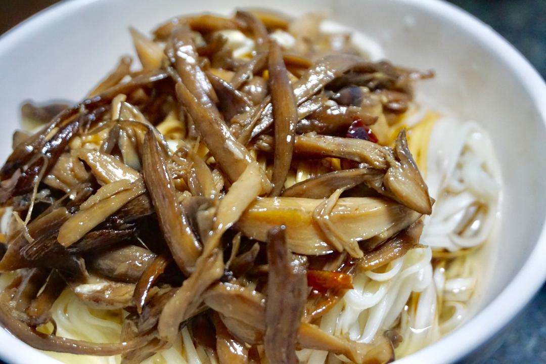 秘制油炸鸡枞，软软的宝宝爱吃