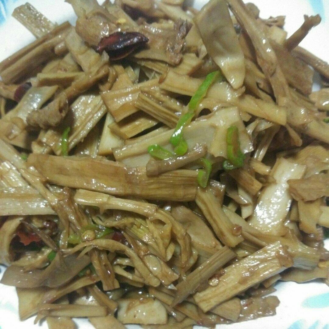 红焖笋干