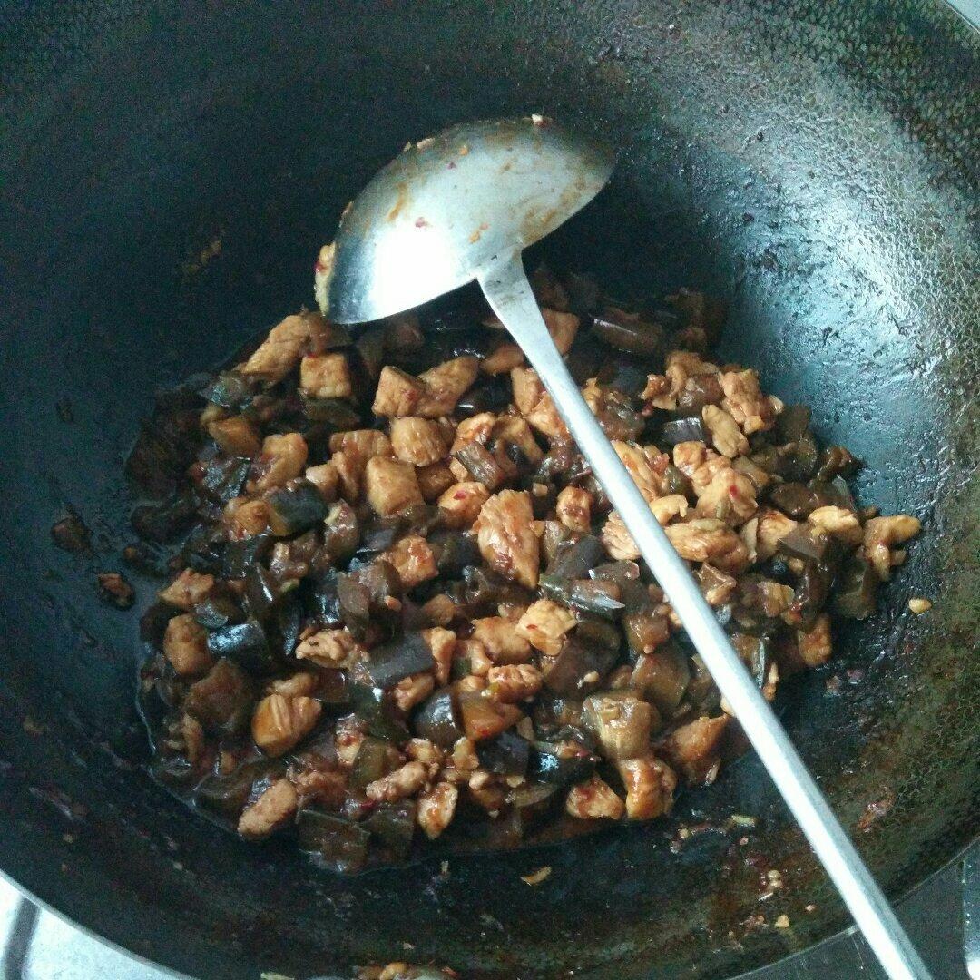 韩式辣酱菜--韩味鸡丁烧茄子