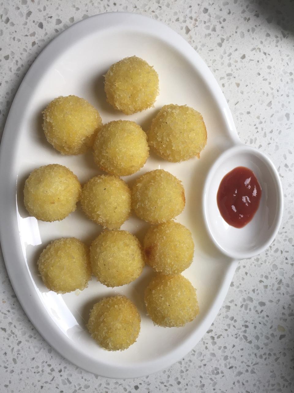 炸土豆丸子