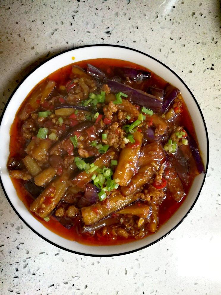 开胃下饭菜！巨简单的家常鱼香茄子煲