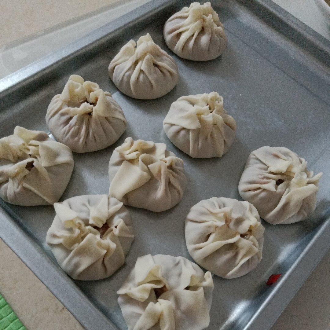 牛肉糯米香菇木耳烧卖