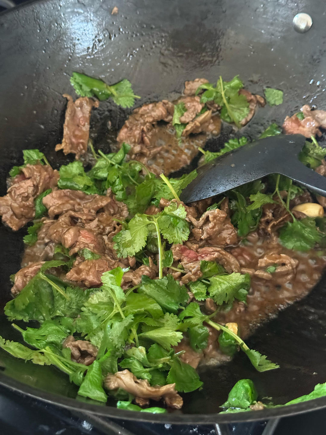 小炒黄牛肉，肉嫩味香！太好吃了简直是米饭杀手！