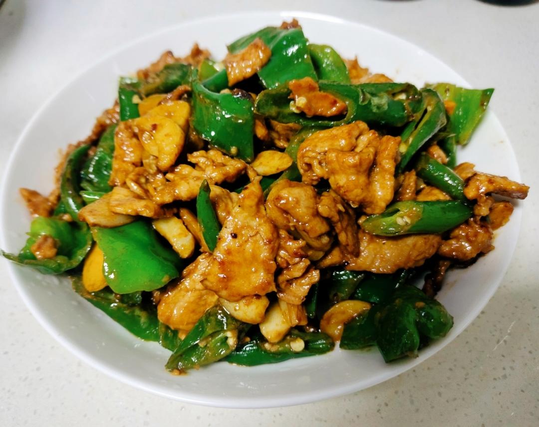 超下饭 ！小炒肉（辣椒炒肉）