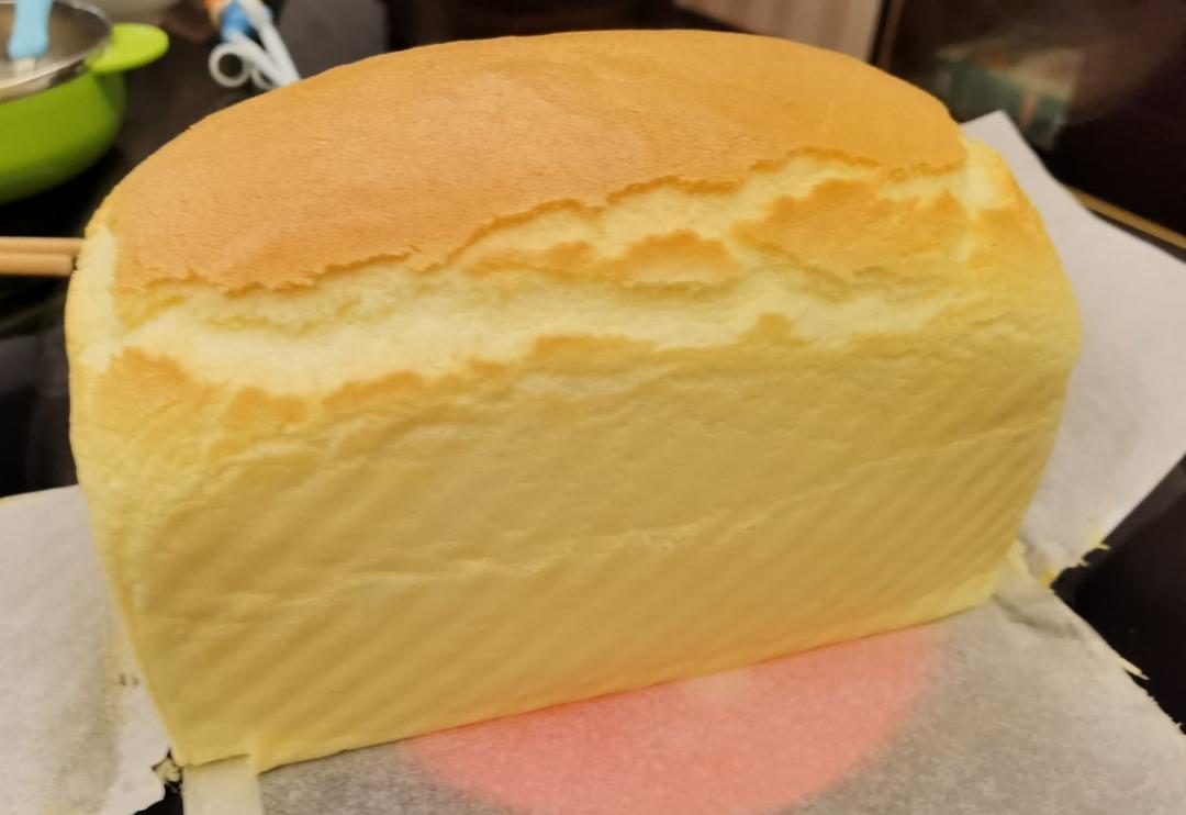 堪比柯基屁股
爆浆芝士🧀古早蛋糕