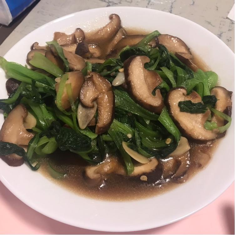 难度★ 耗油香菇青菜（附香菇挑选清洗技巧和绿叶菜焯水技巧）