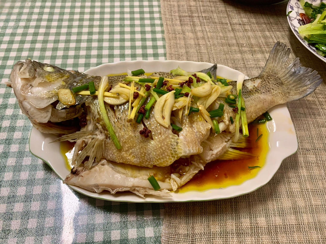 清蒸鲈鱼