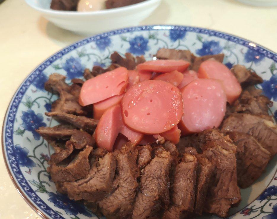 卤牛肉