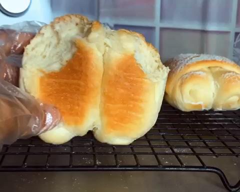 纯奶手撕吐司的做法 步骤1