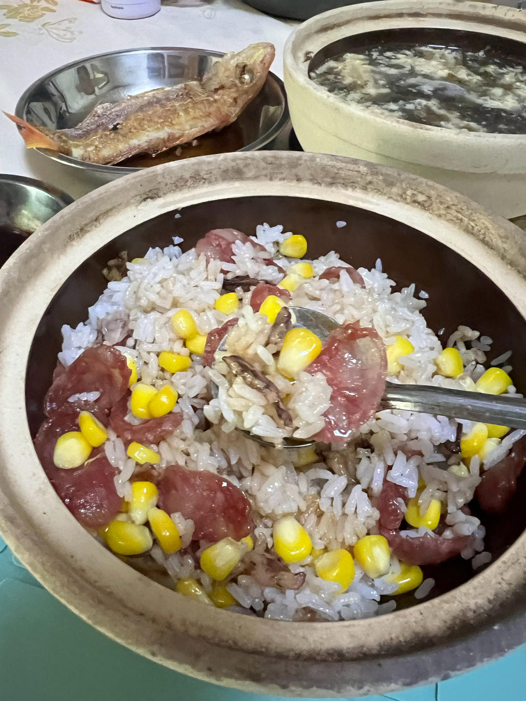 10分钟超好味的快手腊味煲仔饭
