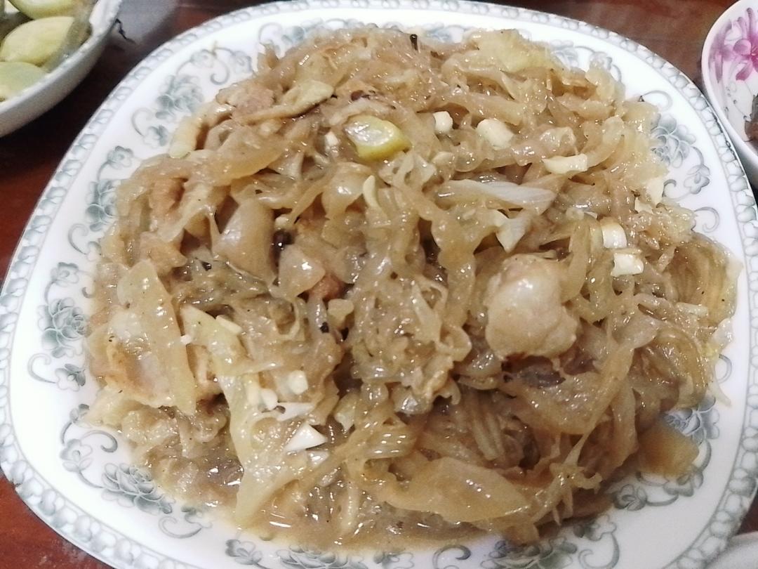 东北酸菜猪肉炖粉条